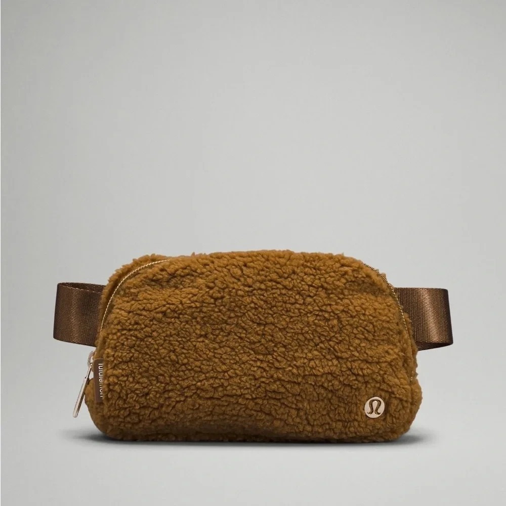 Lululemon Everywhere Fleece Belt Bag Fanny Pack in Burnt Caramel